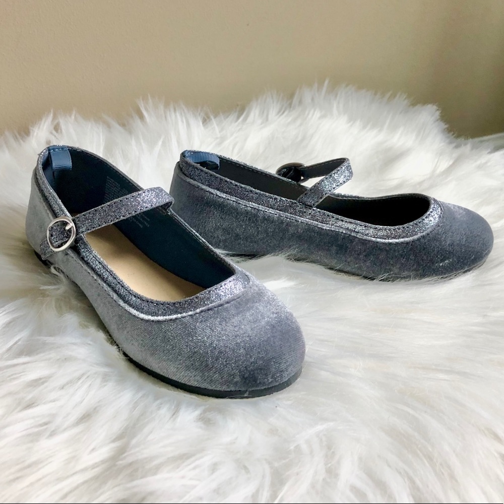 New Gymboree Gray and Silver Velvet Mary Janes